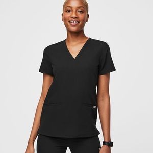 Black figs scrub top